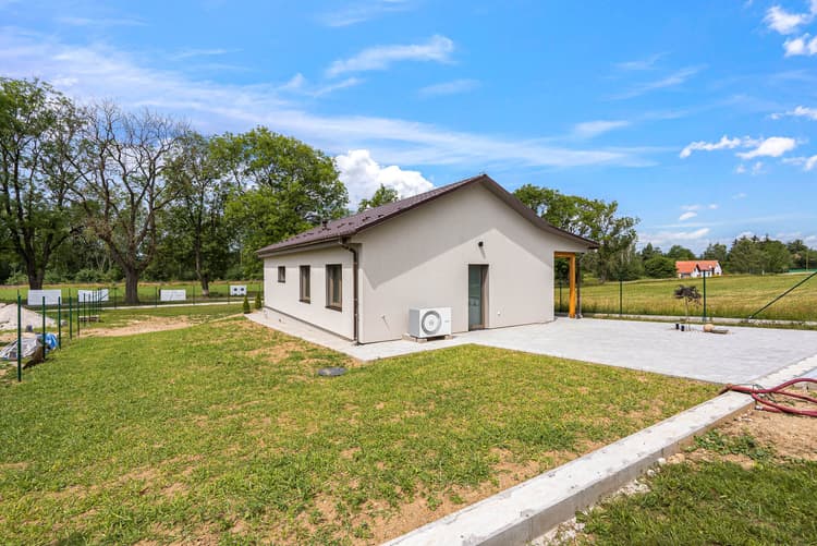 Domy Leskovice - Developerský projekt čtyř rodinných domů-0